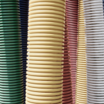 Elias Assum Sabbag Junior analisa como o plástico corrugado se tornou um diferencial estratégico para eficiência, redução de custos e sustentabilidade na cadeia logística.