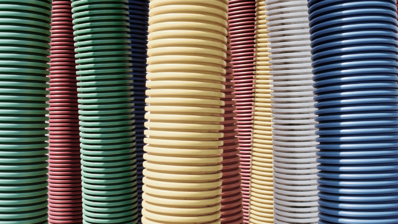 Elias Assum Sabbag Junior analisa como o plástico corrugado se tornou um diferencial estratégico para eficiência, redução de custos e sustentabilidade na cadeia logística.