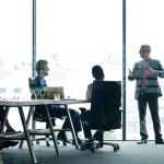 Governança corporativa como base da confiança dos investidores com Danilo Regis Fernando Pinto.