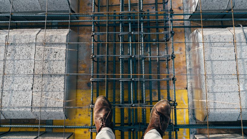 Valderci Malagosini Machado explica o que são os painéis treliçados, como funcionam na prática e em quais tipos de obras sua aplicação é mais indicada.